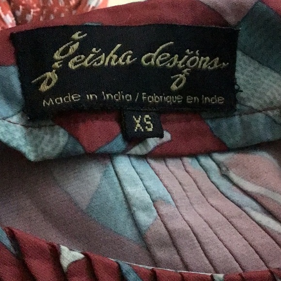 Anthropologie Geisha Designs Deer print red pleated  blouse  XS - Picture 6 of 7